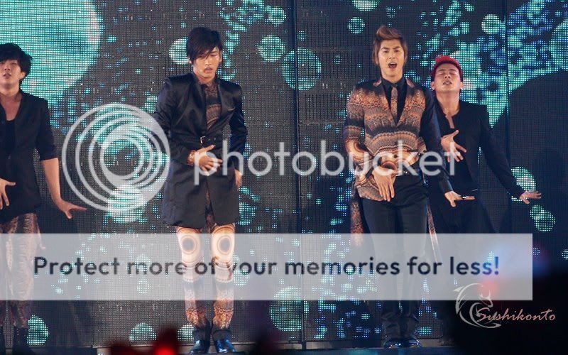 FOTOS "MBC Korean Music Wave" en Bangkok - TVXQ (07/04/2012) parte 2 279edbe23d6d55fb89813b866d224f4a21a4dde4