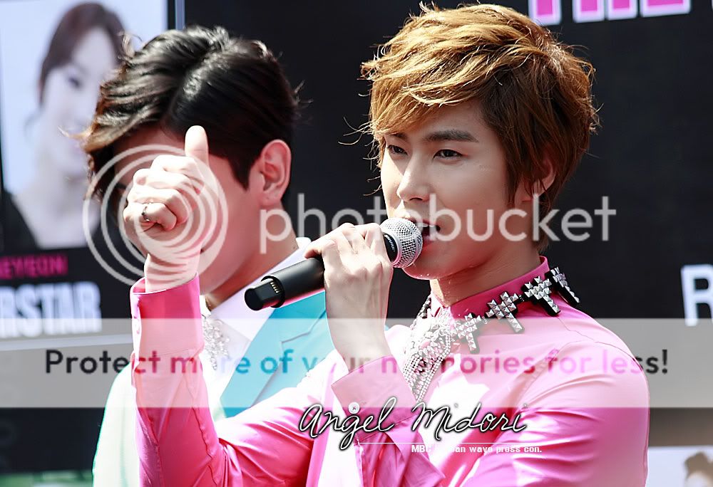 FOTOS "MBC Korean Music Wave" en Bangkok - Conferencia de Prensa (06/04/2012) parte 4 31