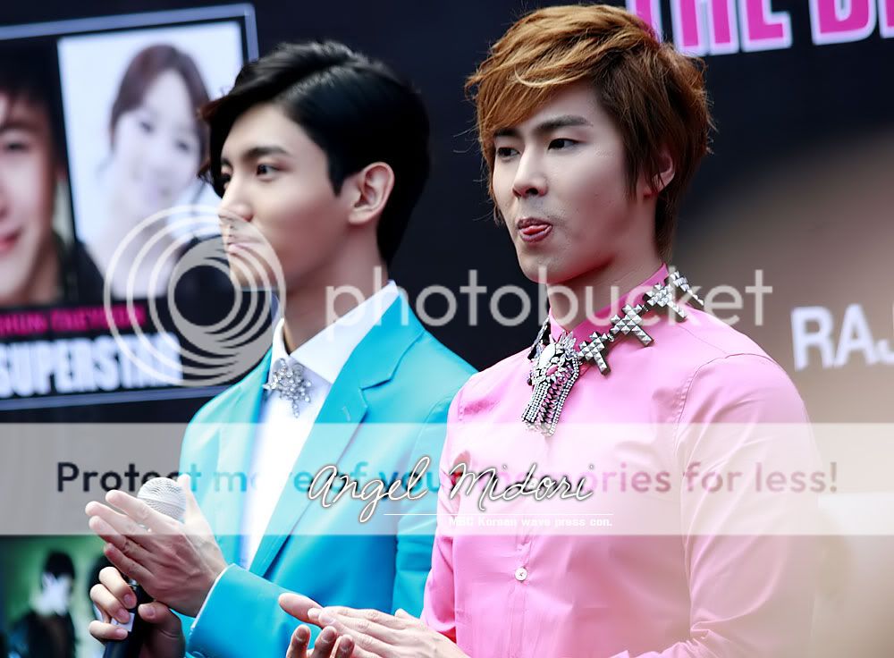 FOTOS "MBC Korean Music Wave" en Bangkok - Conferencia de Prensa (06/04/2012) parte 4 33