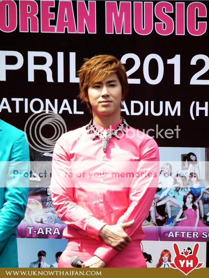 FOTOS "MBC Korean Music Wave" en Bangkok - Conferencia de Prensa (06/04/2012) parte 4 36