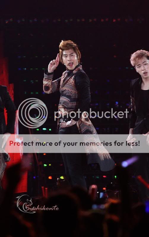 FOTOS "MBC Korean Music Wave" en Bangkok - TVXQ (07/04/2012) parte 2 37d8ad22b9389b50c5b7adf28535e5dde6116edf