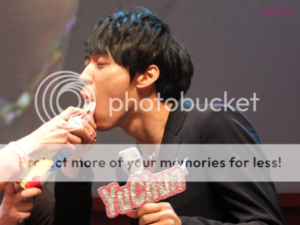 FOTOS "Rooftop Prince" Fanmeeting (31/03/2012) Parte 5 551813071