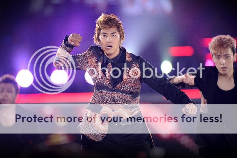 FOTOS "MBC Korean Music Wave" en Bangkok - TVXQ (07/04/2012) parte 2 588b30bbd0a20cf46d77587f76094b36adaf9944