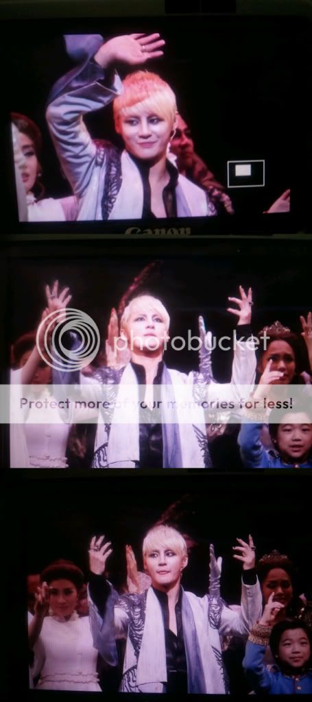 FOTOS "Musical ELISABETH" - Junsu (08/04/2012) 8778e2dbtw1drsju7vzt8j