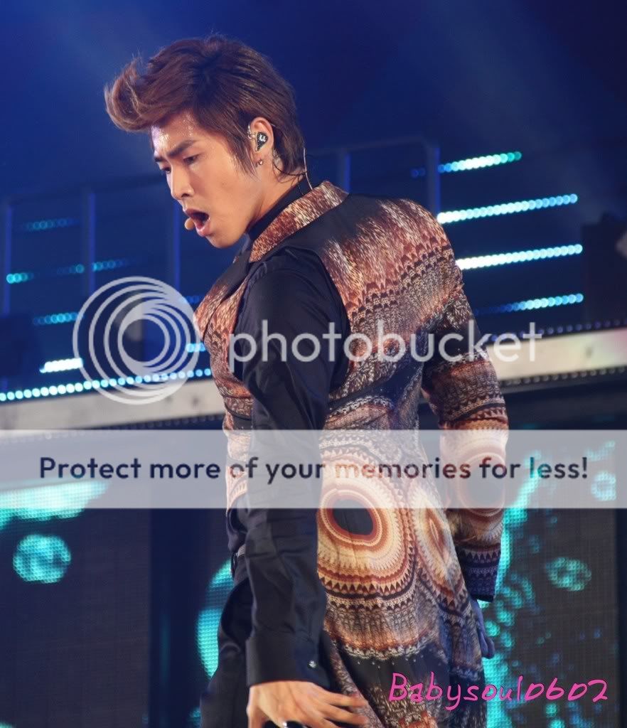 FOTOS "MBC Korean Music Wave" en Bangkok - TVXQ (07/04/2012) parte 2 8cb1cb1349540923d825cade9258d109b2de49c5