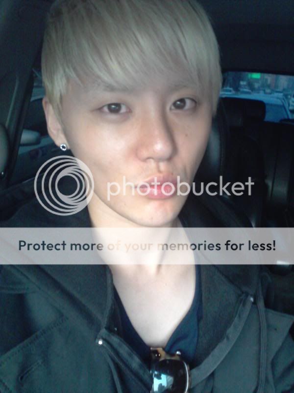 FOTOS "Actualización en el Twitter de Junsu" (04/04/2012) ApoDEIQCQAA1Sae