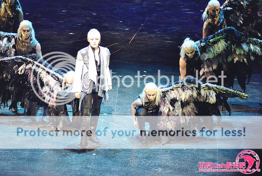 FOTOS "Musical ELISABETH" - Junsu (08/04/2012) F636afc379310a55edda7754b74543a983261097