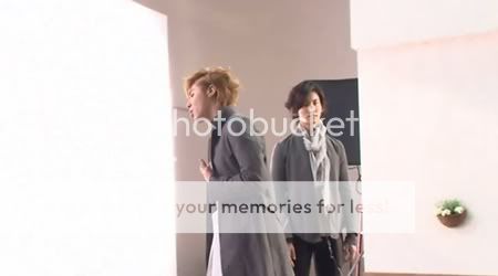 VIDEO "STILL" Offshot - TVXQ (16/03/2012) Poijbjib