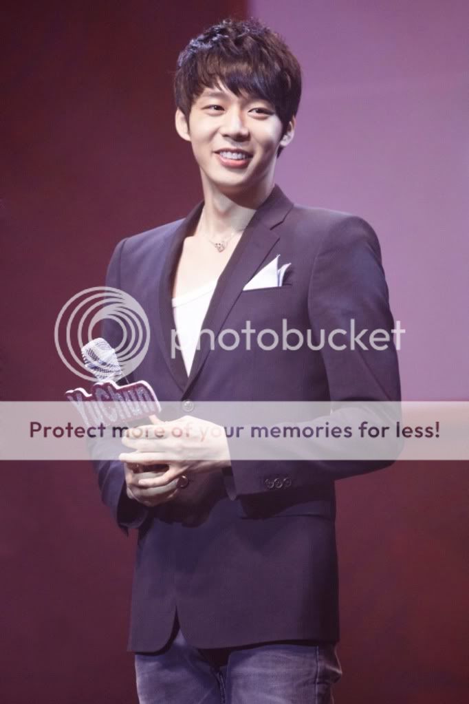 FOTOS "Rooftop Prince" Fanmeeting (31/03/2012) Parte 4 Secetx