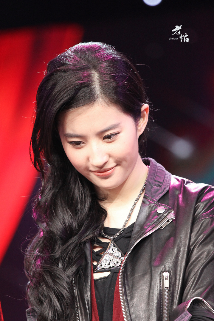 [23/09/12] บันทึกเทปรายการ Happy Camp [快乐大本营] - Page 2 Vl313_zps8aa3aca2