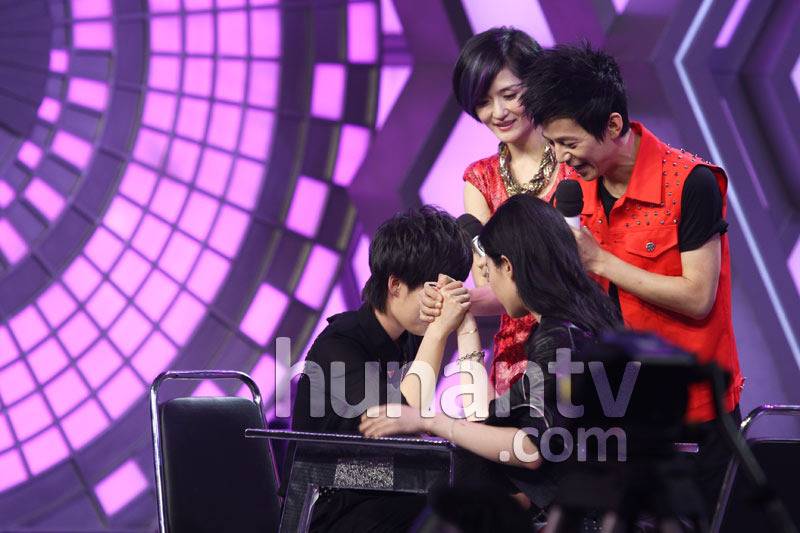 [23/09/12] บันทึกเทปรายการ Happy Camp [快乐大本营] 2215571182_z37_zpse233cf8e