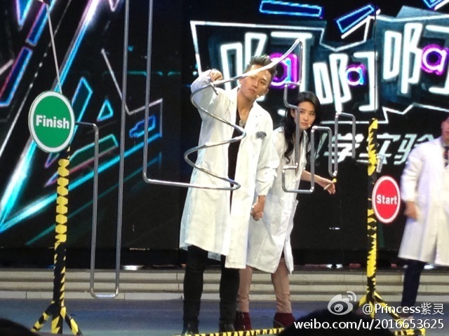 [12/11/13] บันทึกเทปรายการ Happy Camp [快乐大本营] 7833b139jw1eaihv44jxaj20hs0dcq5l