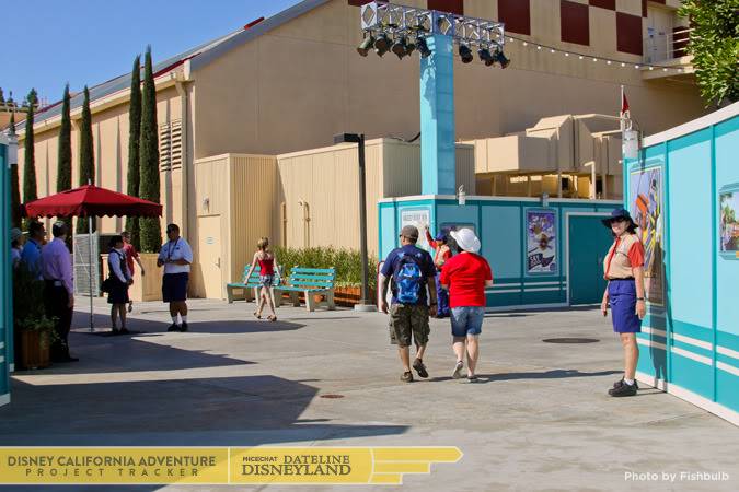 [Disney California Adventure] Placemaking: Pixar Pier, Buena Vista Street, Hollywood Land, Condor Flats - Page 11 IMG_0021