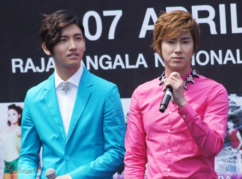 [PIC] 120406 Korean Music Wave à Bangkok - Conférence de Presse 120406PressConfBKK23