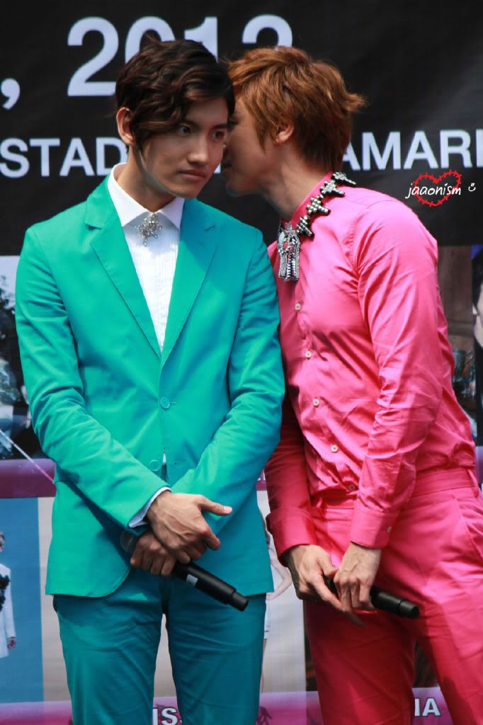 [PIC] 120406 Korean Music Wave à Bangkok - Conférence de Presse 120406PressConfBKK37