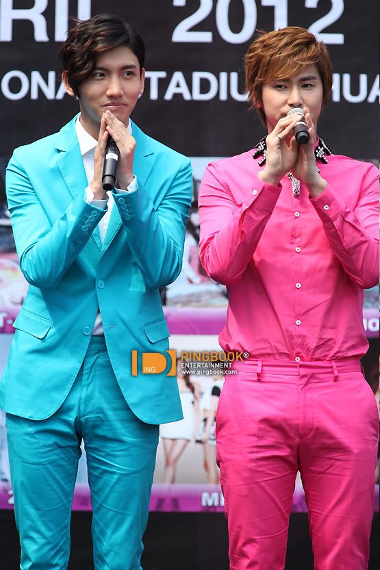 [PIC] 120406 Korean Music Wave à Bangkok - Conférence de Presse 120406PressConfBKK6