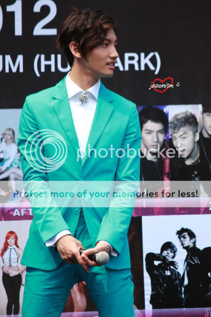 [PIC] 120406 Korean Music Wave à Bangkok - Conférence de Presse 120406PressConfBKK74