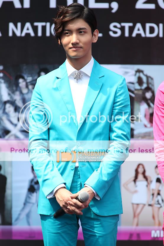 [PIC] 120406 Korean Music Wave à Bangkok - Conférence de Presse 120406PressConfBKK9