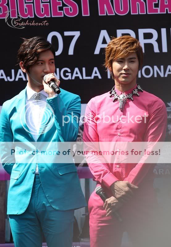 [PIC] 120406 Korean Music Wave à Bangkok - Conférence de Presse 120406PressConfBKK96