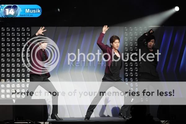 [PIC] 120520 TVXQ - SMTOWN Los Angeles 120520SMTOWNLA4