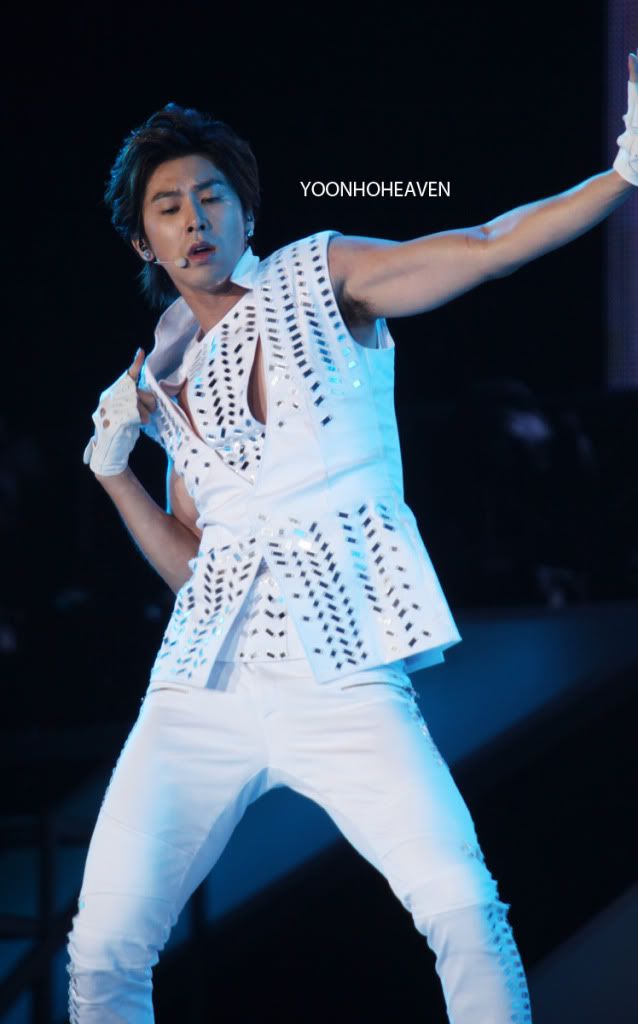 [PIC] 120818 TVXQ - SM TOWN Seoul 120818TVXQ-SMTOWNSeoul124