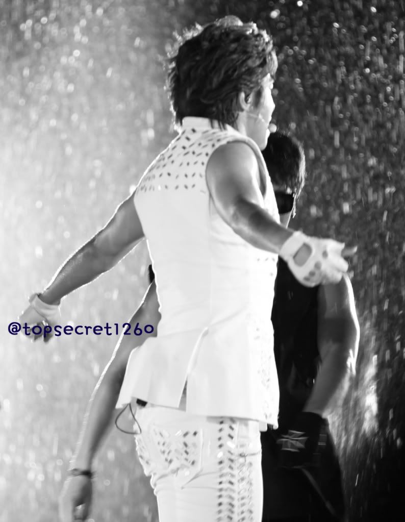 [PIC] 120818 TVXQ - SM TOWN Seoul 120818TVXQ-SMTOWNSeoul147