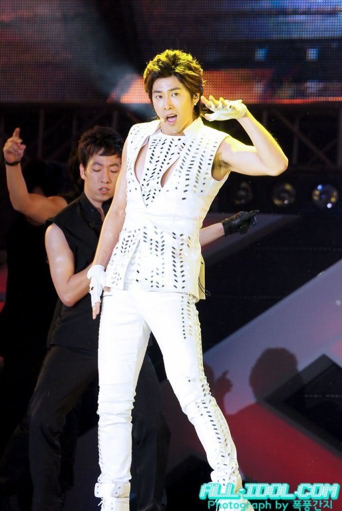 [PIC] 120818 TVXQ - SM TOWN Seoul 120818TVXQ-SMTOWNSeoul195