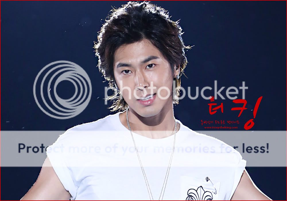 [PIC] 120818 TVXQ - SM TOWN Seoul 120818TVXQ-SMTOWNSeoul200