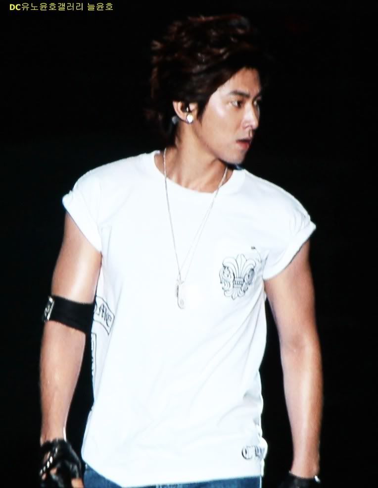 [PIC] 120818 TVXQ - SM TOWN Seoul 120818TVXQ-SMTOWNSeoul246