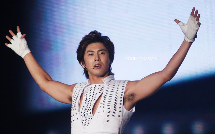 [PIC] 120818 TVXQ - SM TOWN Seoul 120818TVXQ-SMTOWNSeoul247