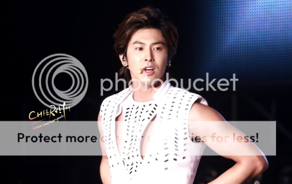 [PIC] 120818 TVXQ - SM TOWN Seoul 120818TVXQ-SMTOWNSeoul4