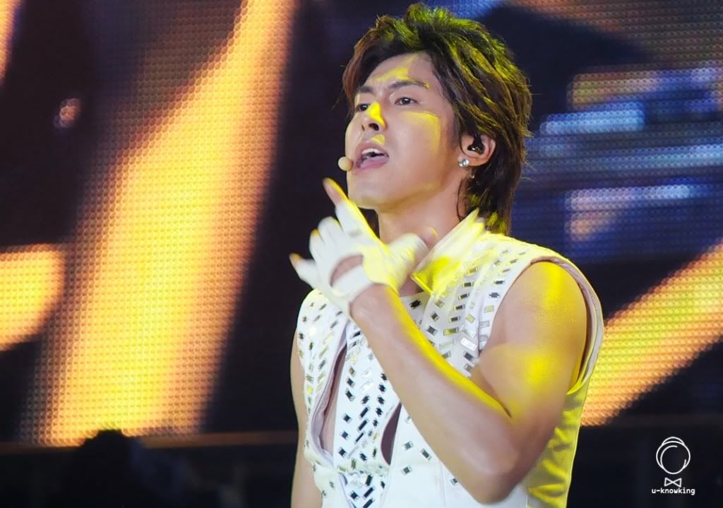 [PIC] 120818 TVXQ - SM TOWN Seoul 120818TVXQ-SMTOWNSeoul51