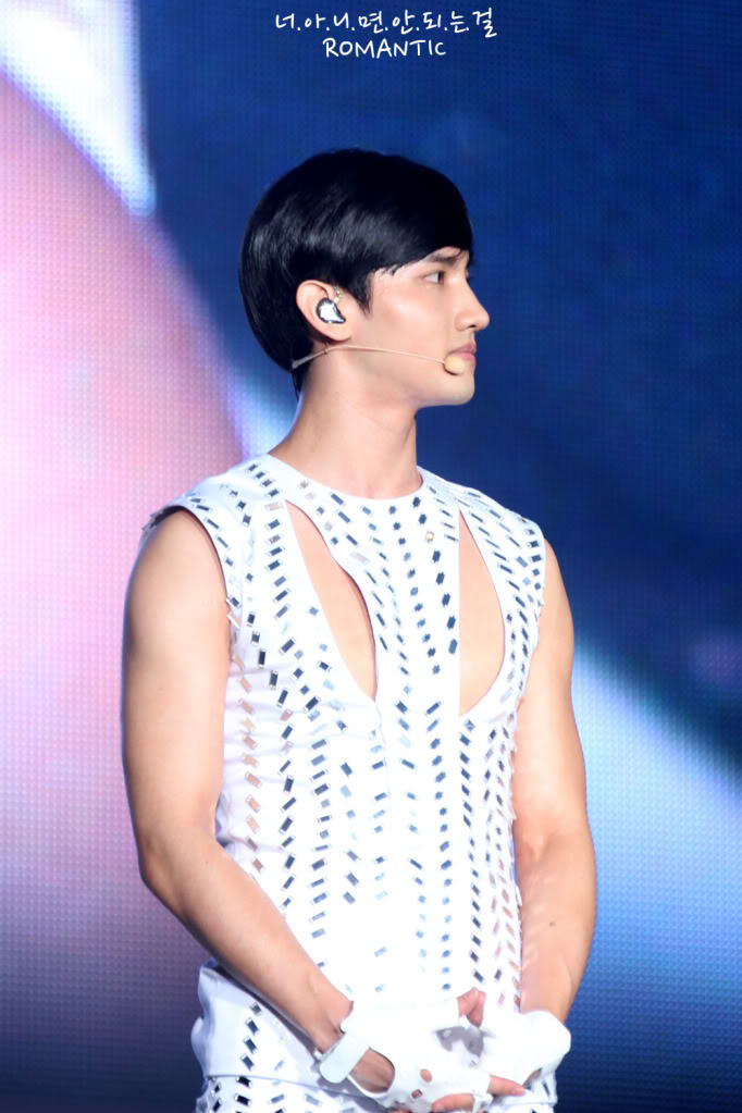 [PIC] 120818 TVXQ - SM TOWN Seoul 120818TVXQ-SMTOWNSeoul90