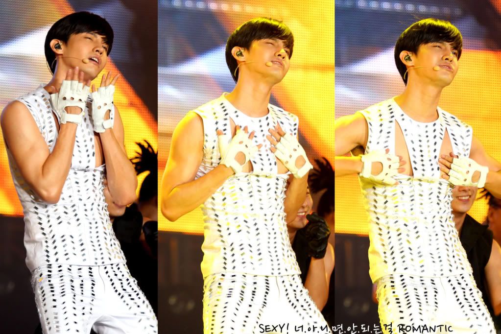 [PIC] 120818 TVXQ - SM TOWN Seoul 120818TVXQ-SMTOWNSeoul94