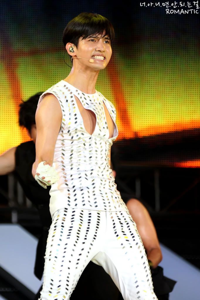 [PIC] 120818 TVXQ - SM TOWN Seoul 120818TVXQ-SMTOWNSeoul96