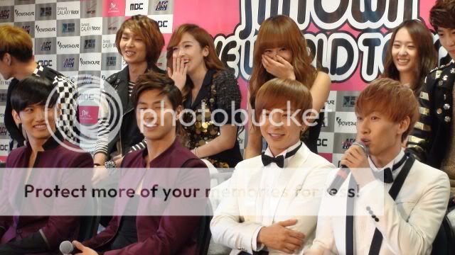 [RECAP] 120520 SM Town à Los Angeles L18hzk