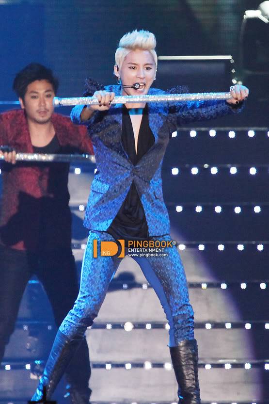 [PIC] 120527 XIA - Tarantallegra concert in Bangkok 120527XIABkk13