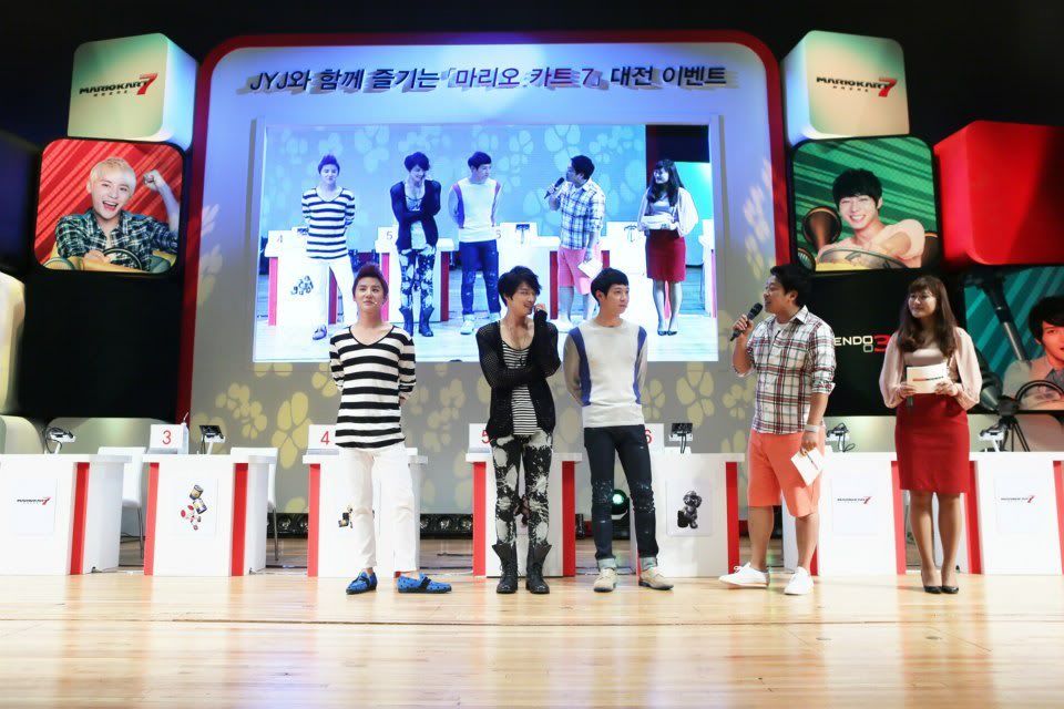 [PIC] 120819 JYJ - Mario Kart Event 120819JYJMarioKartEvent16