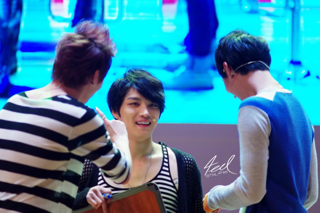 [PIC] 120819 JYJ - Mario Kart Event 120819JYJMarioKartEvent20