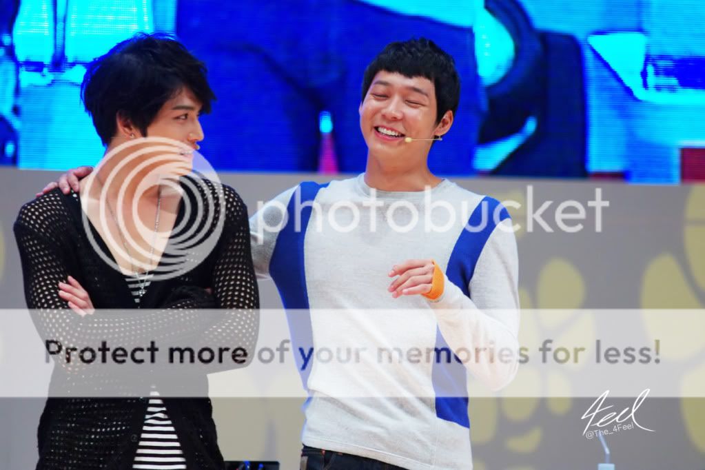 [PIC] 120819 JYJ - Mario Kart Event 120819JYJMarioKartEvent22