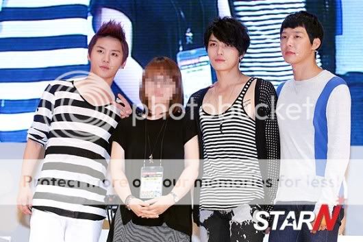 [PIC] 120819 JYJ - Mario Kart Event 120819JYJMarioKartEvent52