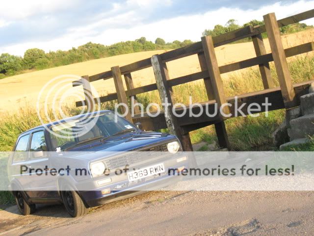 Mk2 golf in blue Pictures001