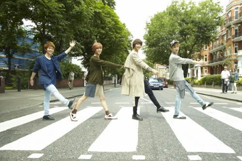 [21.06.11][News] SHINee kết thúc thành công buổi diễn ở Abbey Road Studios Tn_1308611642_-467690631_0