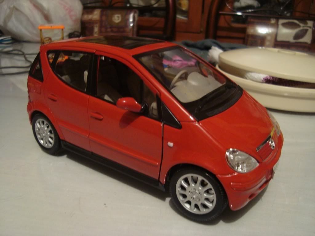 1:18 Mercedes para Cambio DSC08247