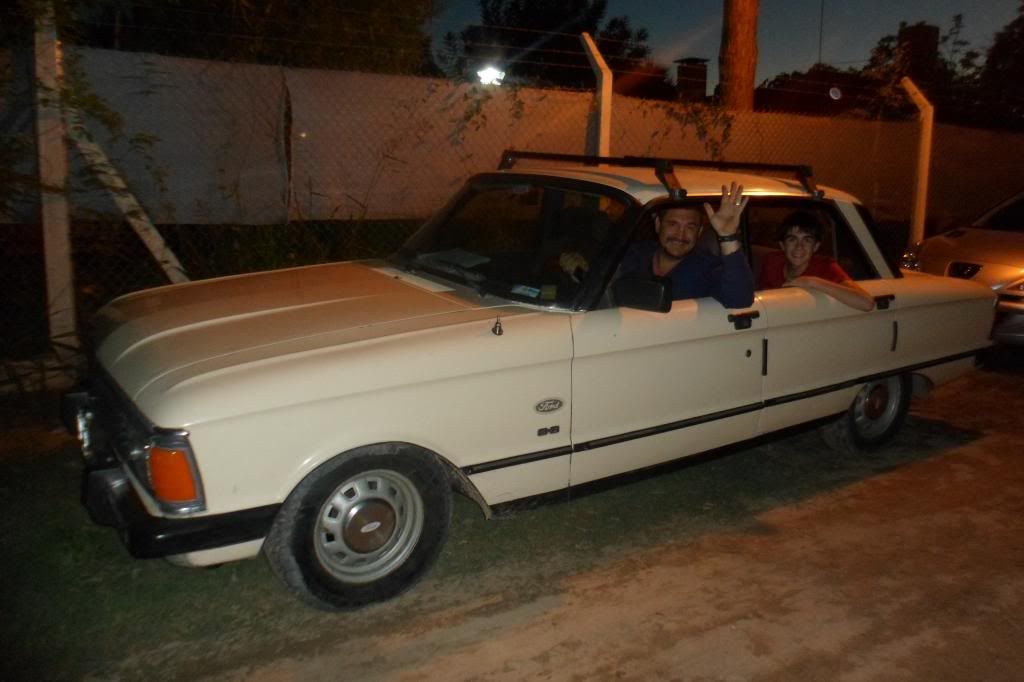 Un Ford Clasico, llego a casa SAM_2595