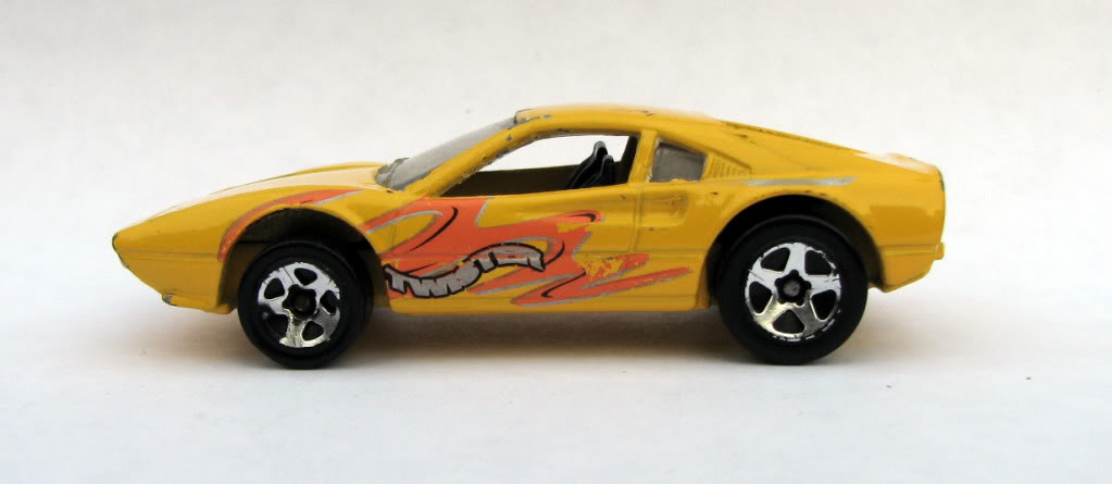 Otra consulta a los expertos Hotwheel_01