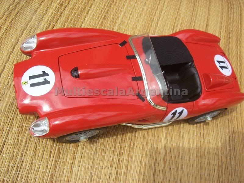 Otra version de Ferrari : 250TR Targa Florio Nr.11 100_6128800x600