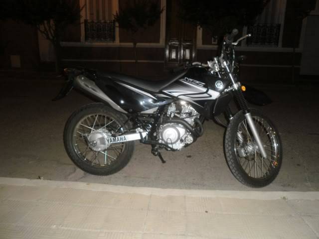 Hola me presento con mi nueva xtz negra! PB050009640x480