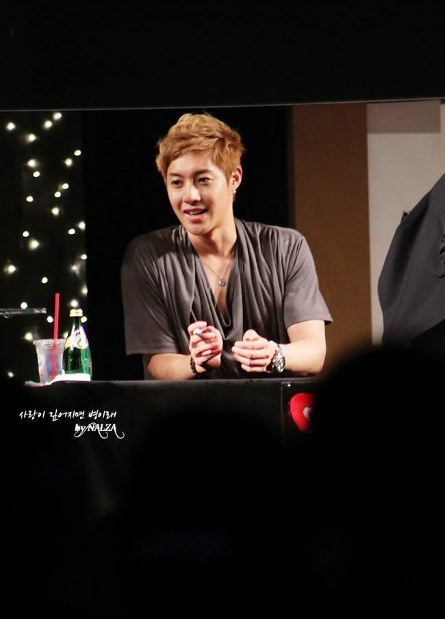 [HJL] ‘Break Down’ album Fansign Event [17.07.11] (2) 50ac2ebce9b5bb70495403ab