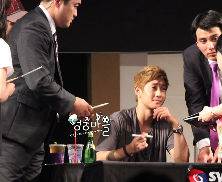 [HJL] ‘Break Down’ album Fansign Event [17.07.11] (5)  6aac59518a1d725e5ab5f5bc